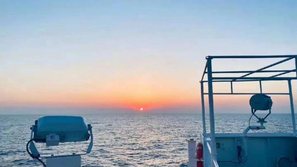 5萬噸MR型油化船 SOLAR SALLY 由中國船級社頒發的證書順利完成試航-上海思緒